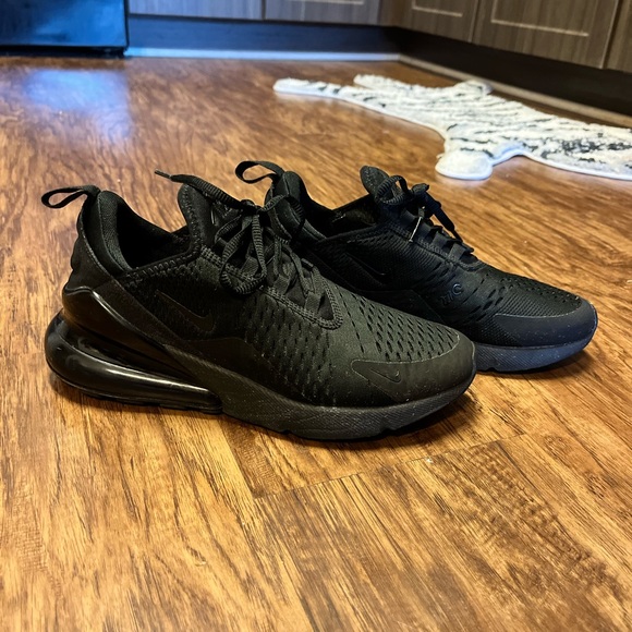 Nike Shoes - Nike Air Max 270 Women's Shoes